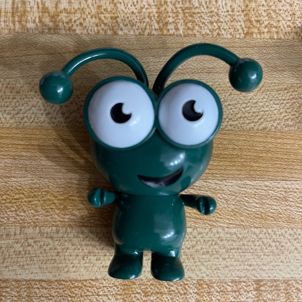 Cricut Cutie Emerald - Mystery Box Cutie